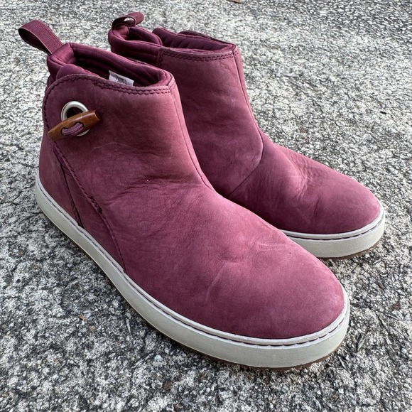 L.L Bean Shoes - LL Bean Mountainside Toggle Boots Women's 7 M Red Suede Pull On Booties